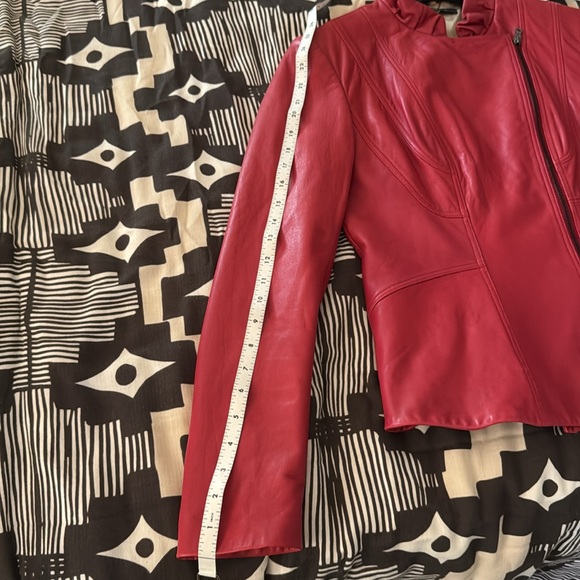 Elie Tahari Women's Red Leather Jacket Size Small - Picture 15 of 16